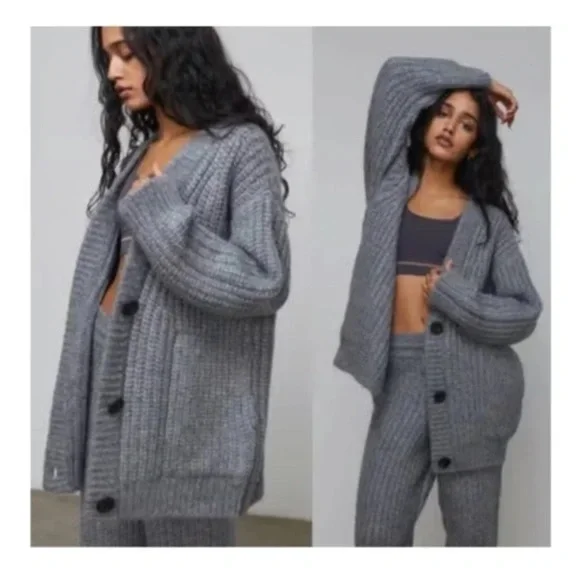 LUNYA Chunky Wool Cardigan in Serene Gray size xs/s - Picture 4 of 11